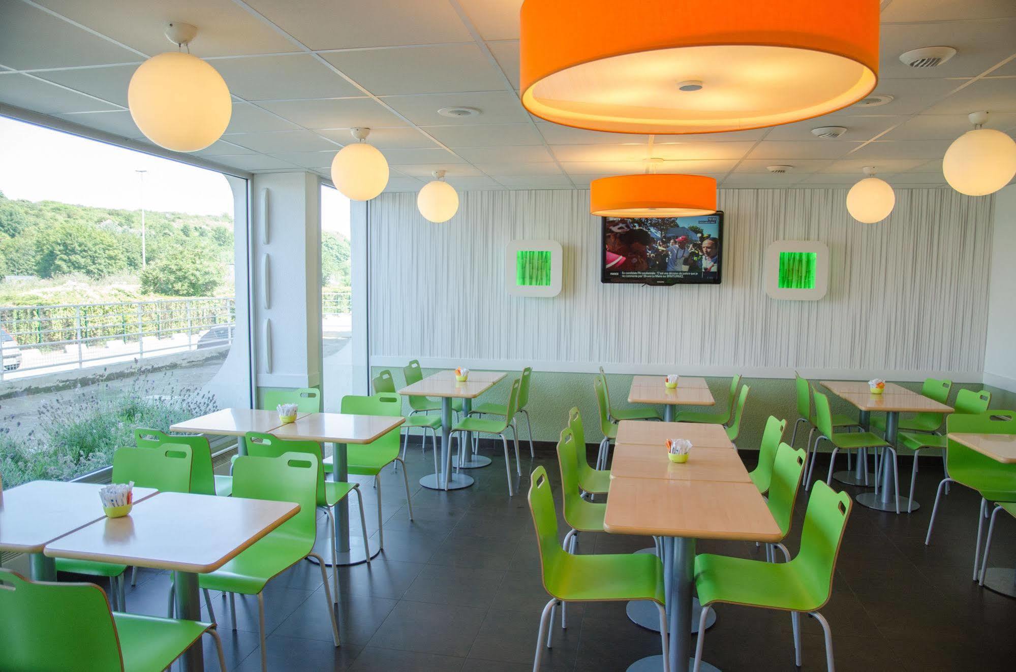 Ibis Budget Aeroport Le Bourget Garonor Le Blanc-Mesnil Esterno foto